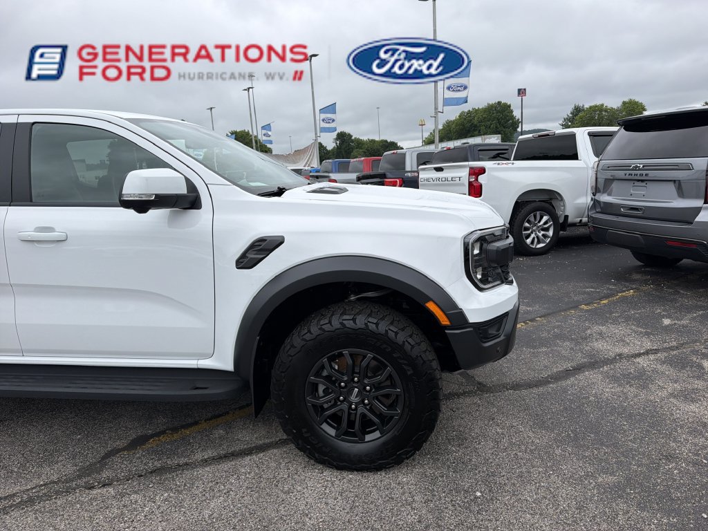 Used 2025 Ford Ranger Raptor AWD/4WD image 4