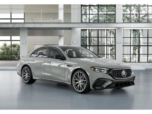 New 2026 Mercedes-Benz E 53 AMG e 4MATIC Sedan image 10