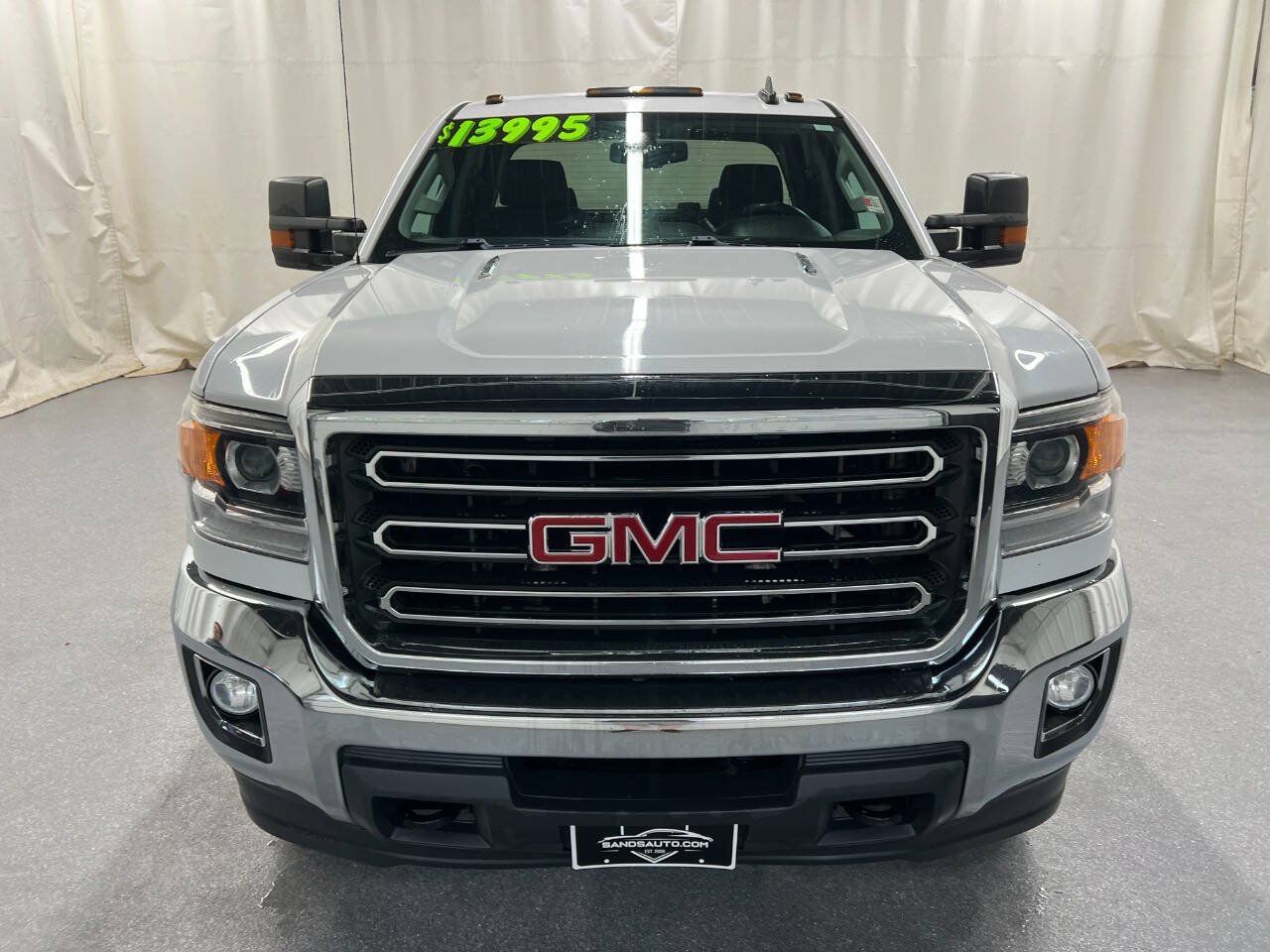 Used 2016 GMC Sierra 3500 SLE w/ SLE Preferred Package AWD/4WD image 2