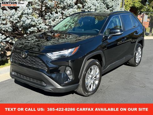 Used 2025 Toyota RAV4 XLE Premium image 3