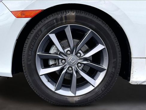 Used 2019 Honda Civic EX image 9