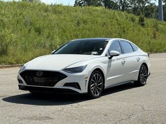 Used 2022 Hyundai Sonata Limited video 1