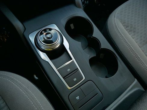 Used 2021 Ford Escape SE image 25