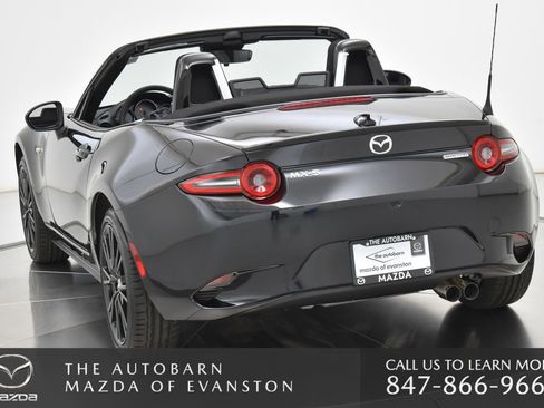 New 2026 MAZDA MX-5 Miata Club w/ Weather Package RWD image 19