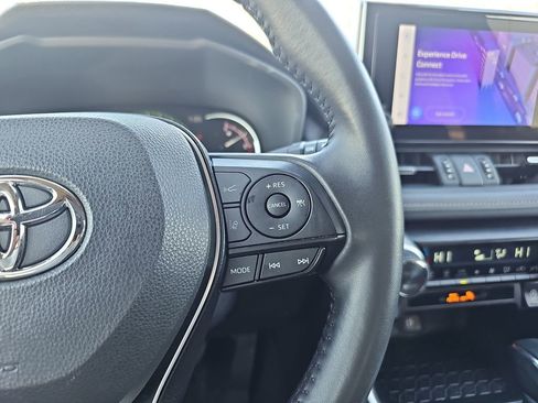 Used 2023 Toyota RAV4 XLE Premium image 22