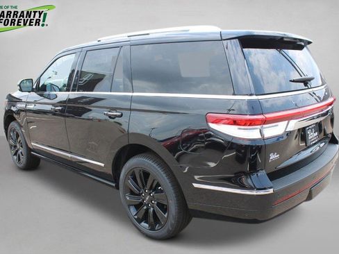 Used 2023 Lincoln Navigator Reserve RWD image 7