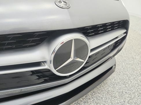 Used 2018 Mercedes-Benz SL 63 AMG image 12