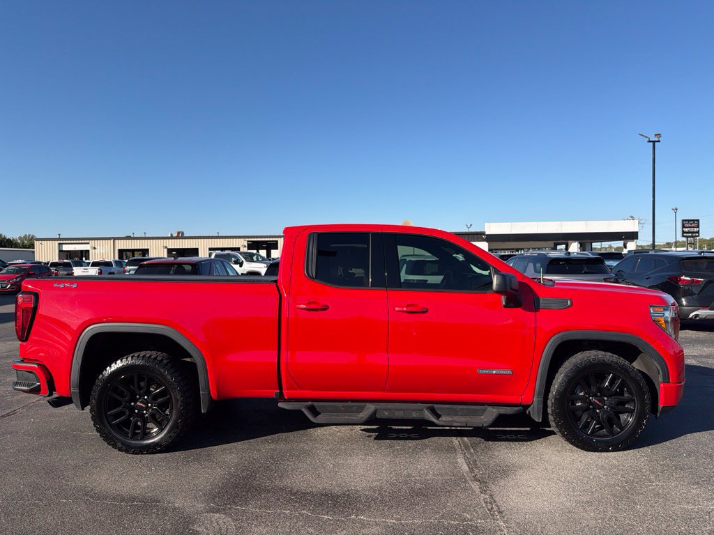 Used 2020 GMC Sierra 1500 Elevation w/ Elevation Value Package AWD/4WD image 2