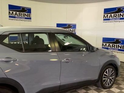 Used 2023 Nissan Kicks SV