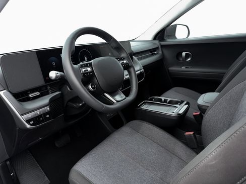 New 2026 Hyundai Ioniq 5 SE AWD/4WD image 14