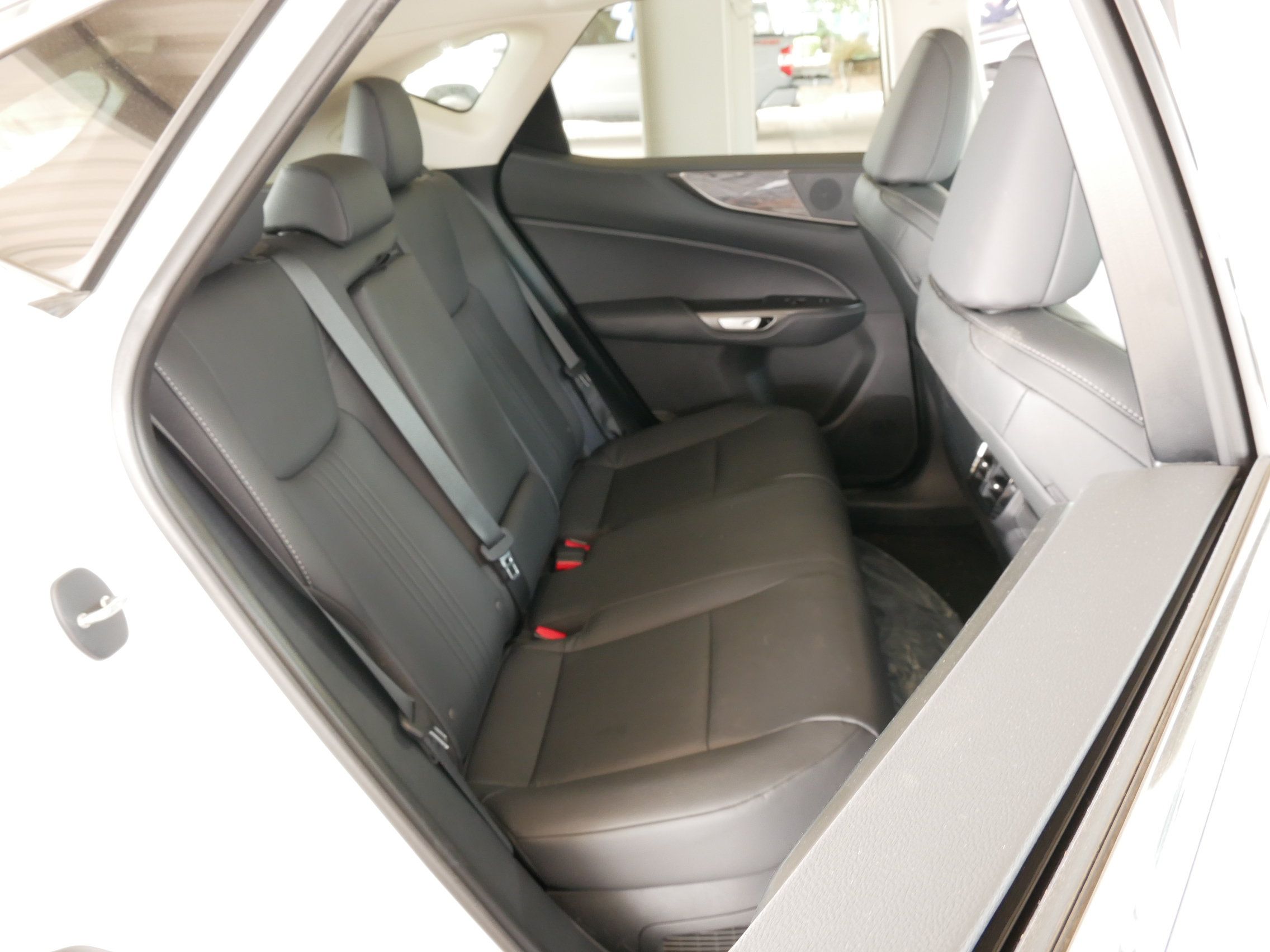 Used 2026 Lexus NX 350h AWD w/ Accessory Package (2T) image 3