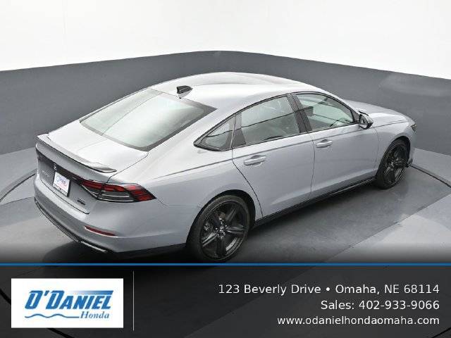Used 2024 Honda Accord Sport image 18