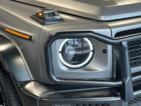 Used 2021 Mercedes-Benz G 550 image 3