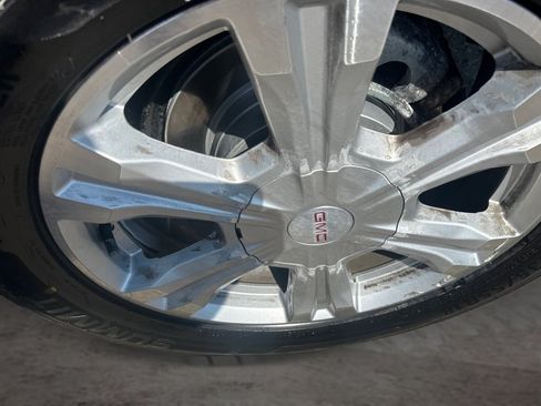 Used 2017 GMC Terrain SLE FWD image 19