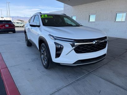 Used 2024 Chevrolet Trax LT w/ Driver Confidence Package