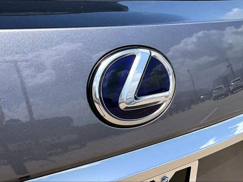 Used 2020 Lexus RX 450h AWD w/ Luxury Package image 31