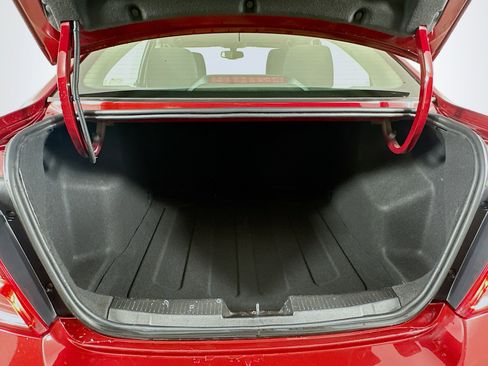 Used 2019 Chevrolet Sonic LT w/ RS Package FWD image 27