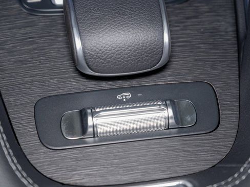 New 2025 Mercedes-Benz GLS 580 4MATIC image 25