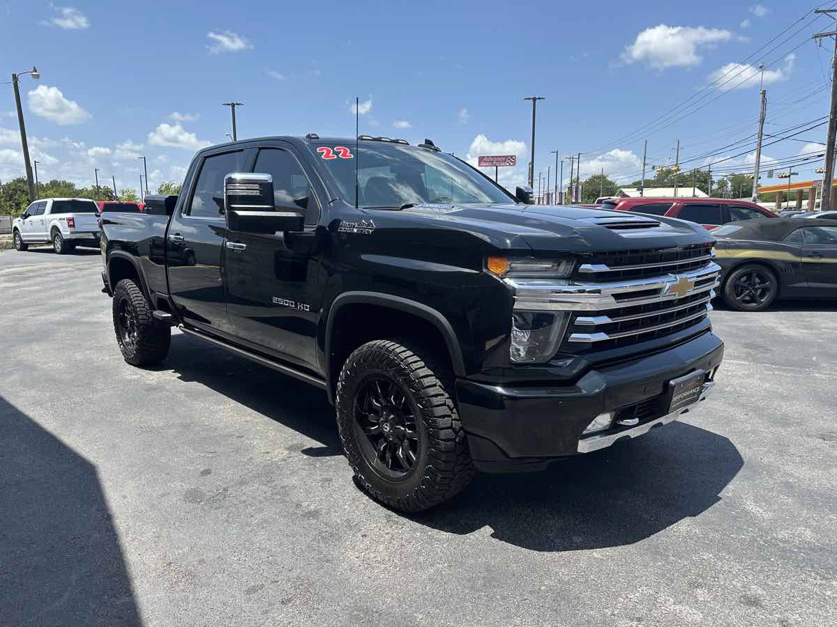 Used 2022 Chevrolet Silverado 2500 High Country w/ Safety Package II AWD/4WD image 6