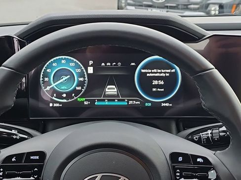 Certified 2025 Hyundai Elantra SEL FWD image 11