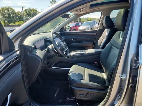 Used 2023 Hyundai Tucson Limited AWD/4WD image 16