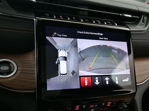 Used 2022 Jeep Grand Cherokee Summit image 22