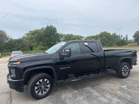 Used 2023 Chevrolet Silverado 2500 Custom w/ Custom Value Package AWD/4WD image 6