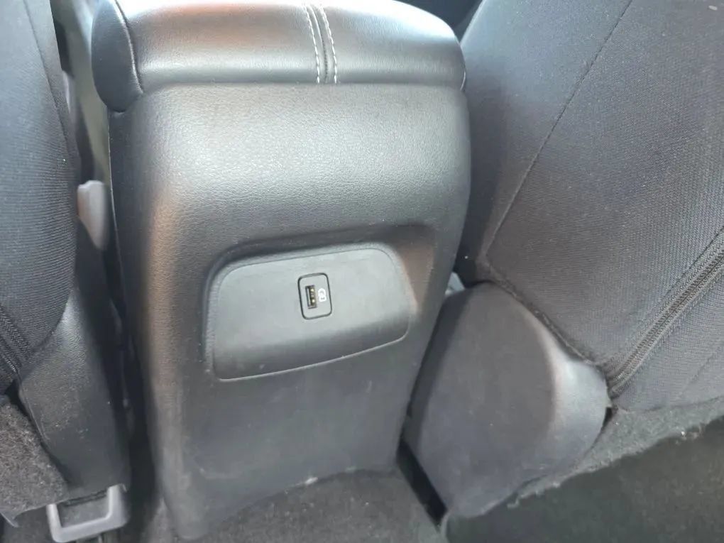 Used 2023 Nissan Sentra SV w/ All-Weather Package FWD image 37