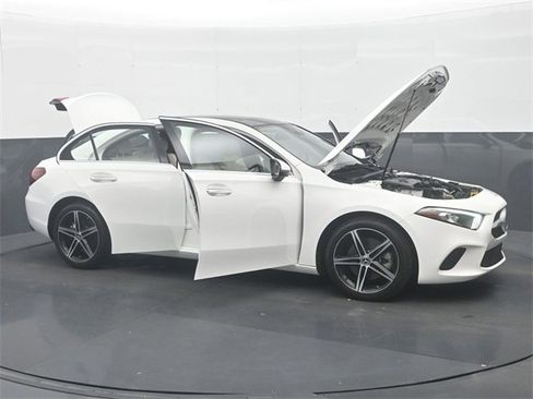 Used 2021 Mercedes-Benz A 220 A 220 image 35