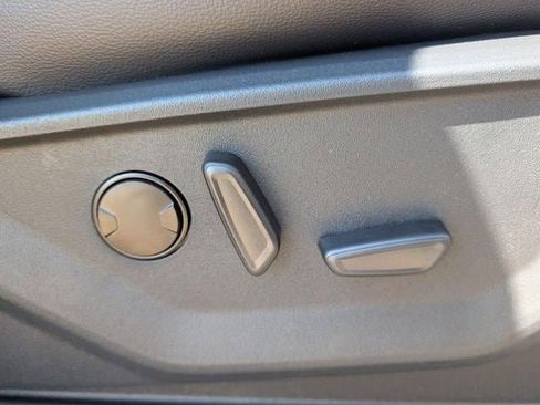 New 2026 Ford F250 Lariat w/ FX4 Off-Road Package image 26