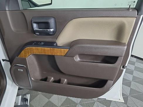 Used 2018 GMC Sierra 1500 SLT AWD/4WD image 38
