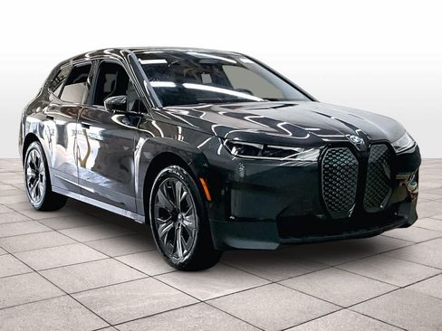 Used 2024 BMW iX xDrive50 w/ Convenience Package AWD/4WD image 2