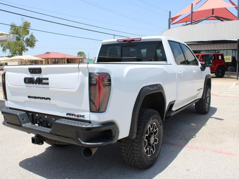 Used 2026 GMC Sierra 2500 AT4X w/ Snow Plow Prep/Camper Package AWD/4WD image 4