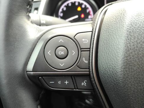 Used 2023 Toyota Camry SE image 35