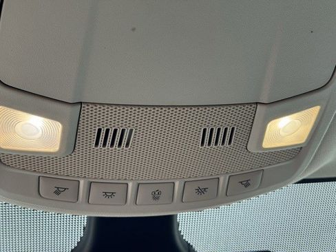 Used 2024 Ford Edge Titanium image 27