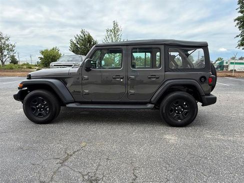 Used 2022 Jeep Wrangler Unlimited Sport AWD/4WD image 24