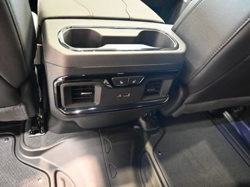 New 2026 GMC Sierra 2500 AT4 w/ AT4 Premium Plus Package AWD/4WD image 32