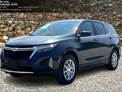 Used 2023 Chevrolet Equinox LT w/ Driver Convenience Package image 1