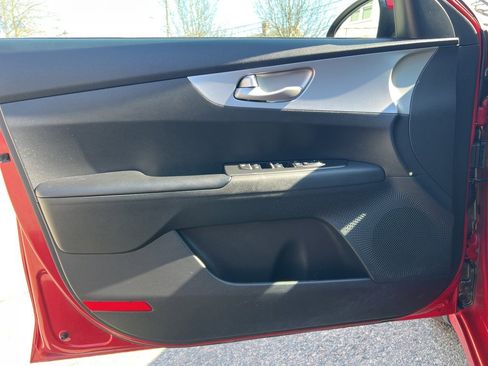 Certified 2023 Kia Forte LXS image 9