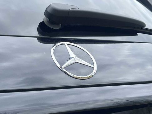 Used 2023 Mercedes-Benz GLC 300 4MATIC image 19