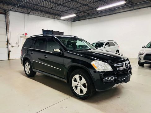 Used 2010 Mercedes-Benz GL 450 4MATIC image 4