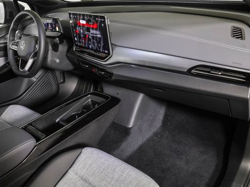New 2025 Volkswagen ID.4 Pro AWD/4WD image 40