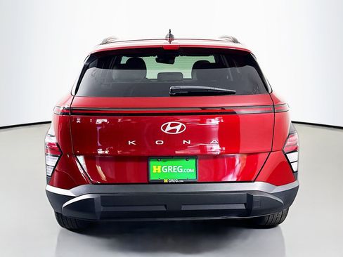 Used 2024 Hyundai Kona SEL FWD image 8