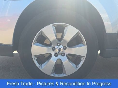Used 2012 Subaru Outback 2.5i Limited w/ Moonroof Pkg AWD/4WD image 10