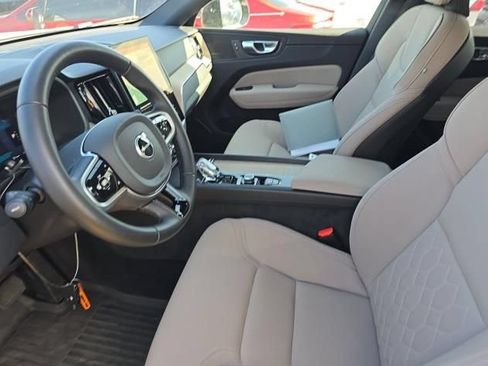 Used 2026 Volvo XC60 B5 Plus AWD/4WD image 8
