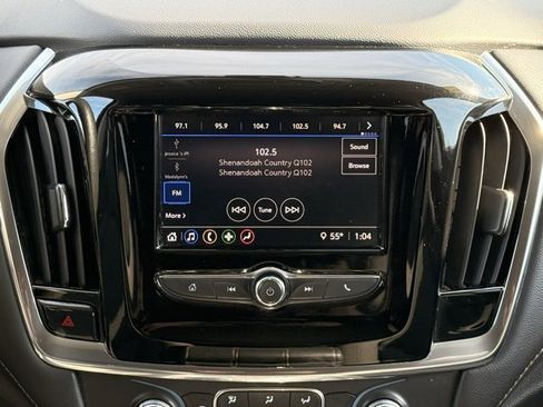 Used 2020 Chevrolet Traverse LS image 26