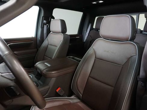 Certified 2024 GMC Sierra 3500 Denali w/ Denali Reserve Package image 14