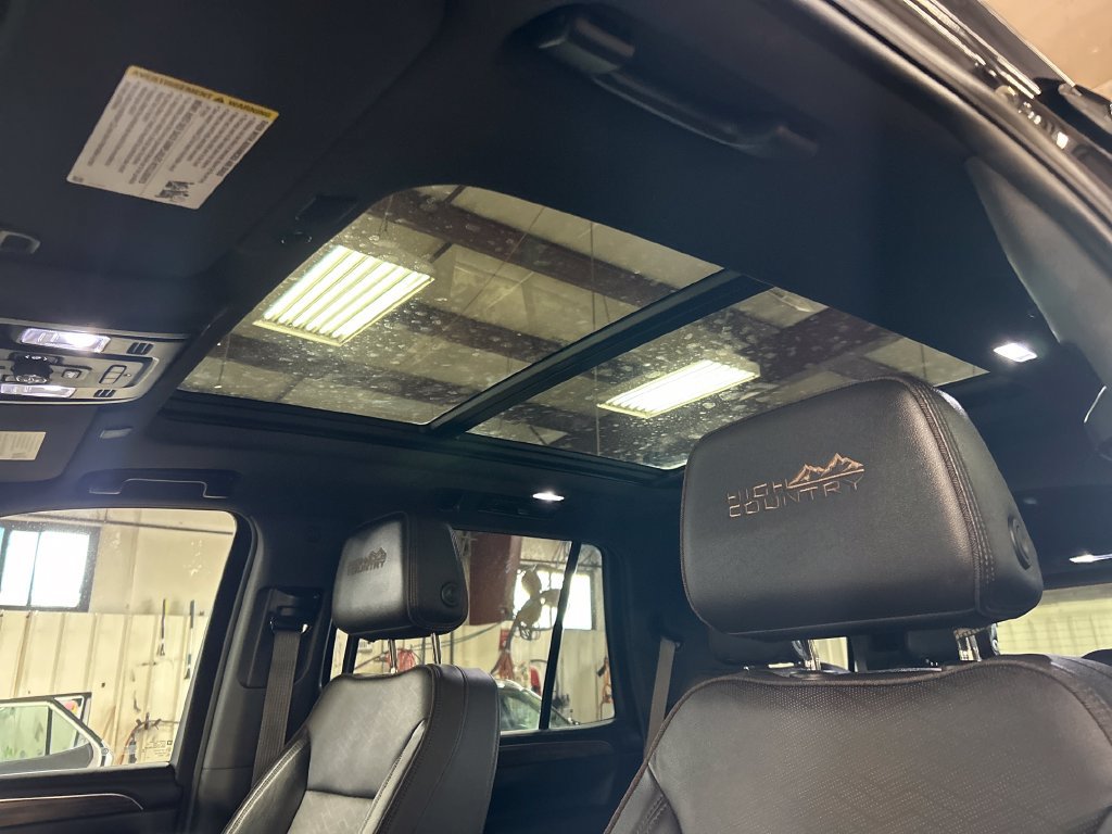 Used 2024 Chevrolet Tahoe High Country w/ Premium Package AWD/4WD image 13