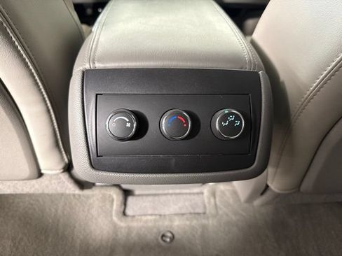 Used 2014 Buick Enclave Leather FWD image 29