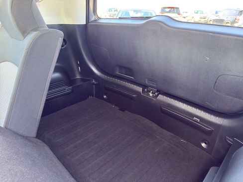 Used 2024 Kia Soul LX w/ LX Technology Package image 32